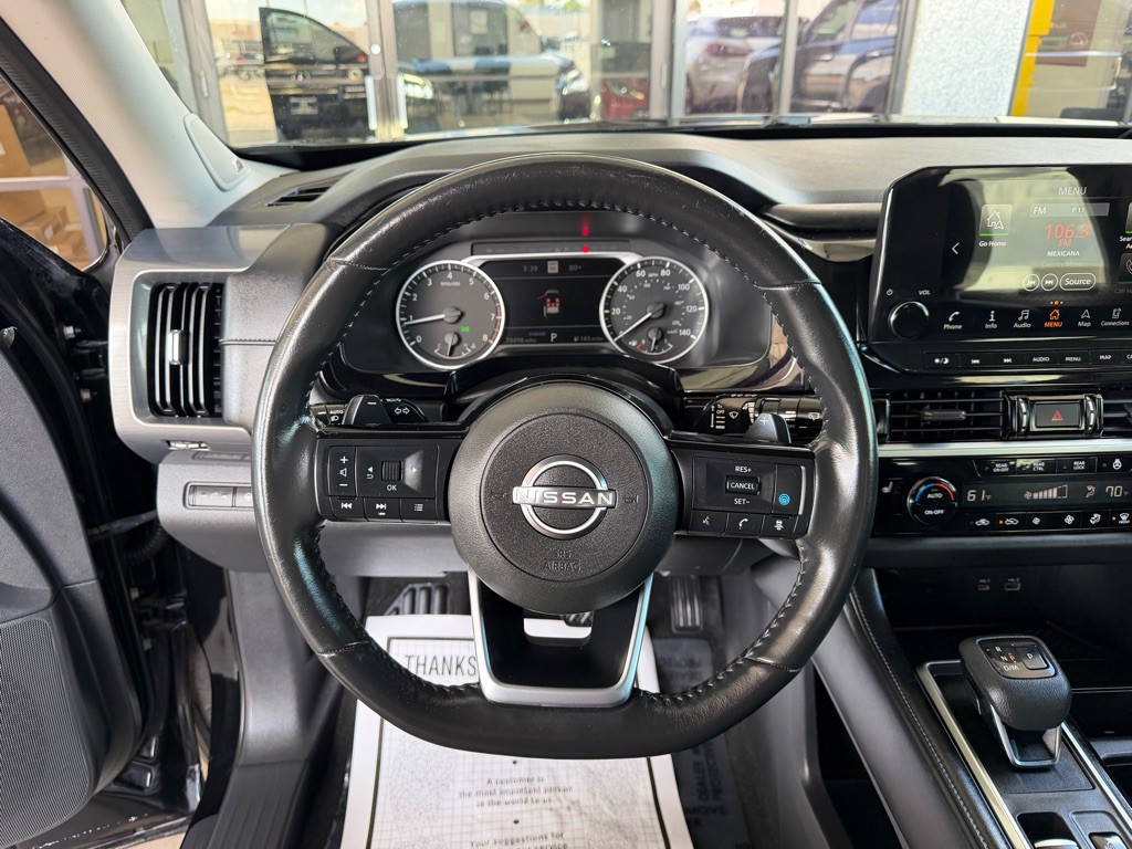 2022 Nissan Pathfinder Image 10