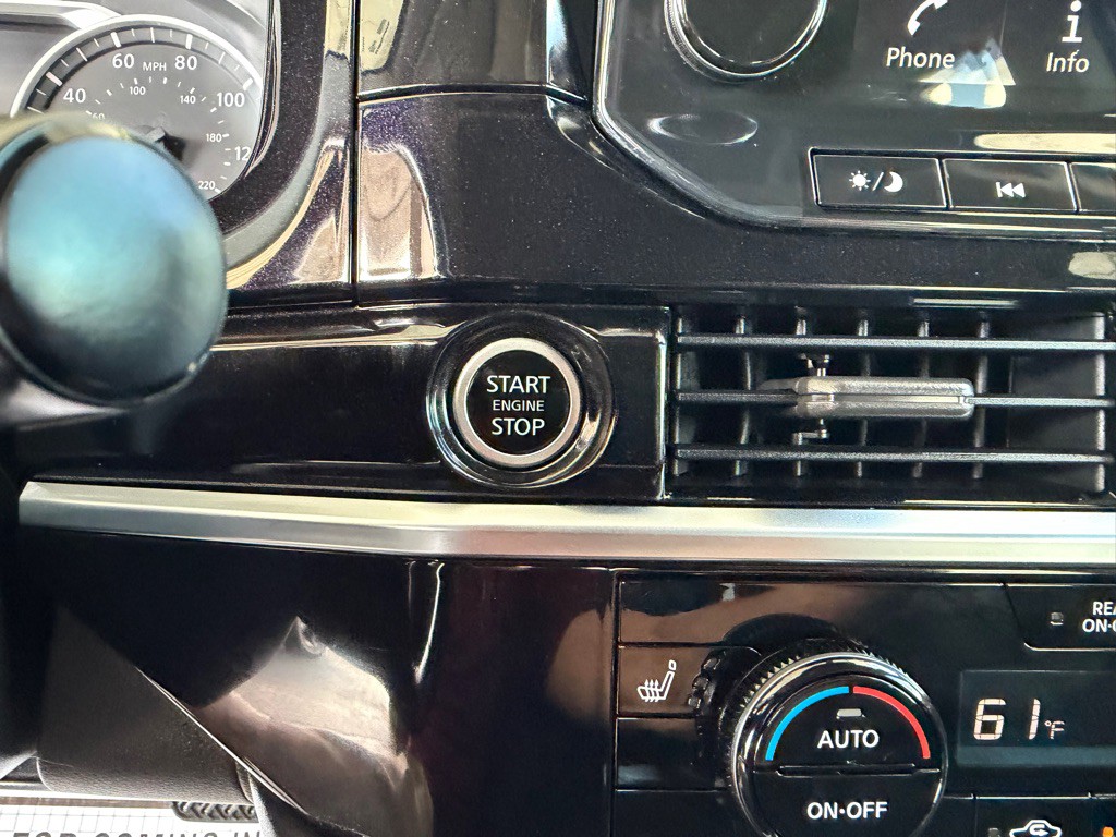 2022 Nissan Pathfinder Image 14