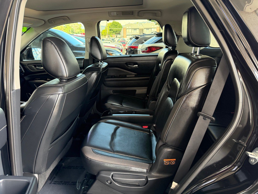 2022 Nissan Pathfinder Image 18