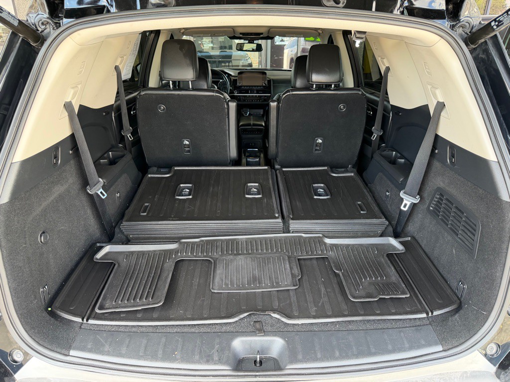 2022 Nissan Pathfinder Image 25
