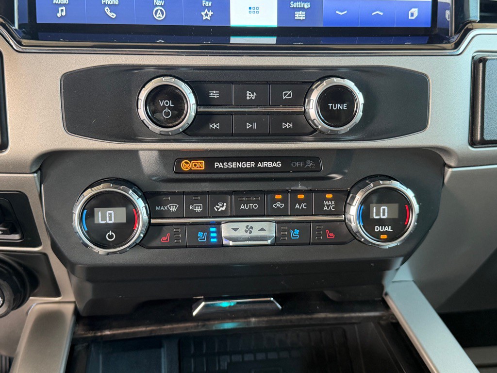 2022 Ford F-350 Image 14