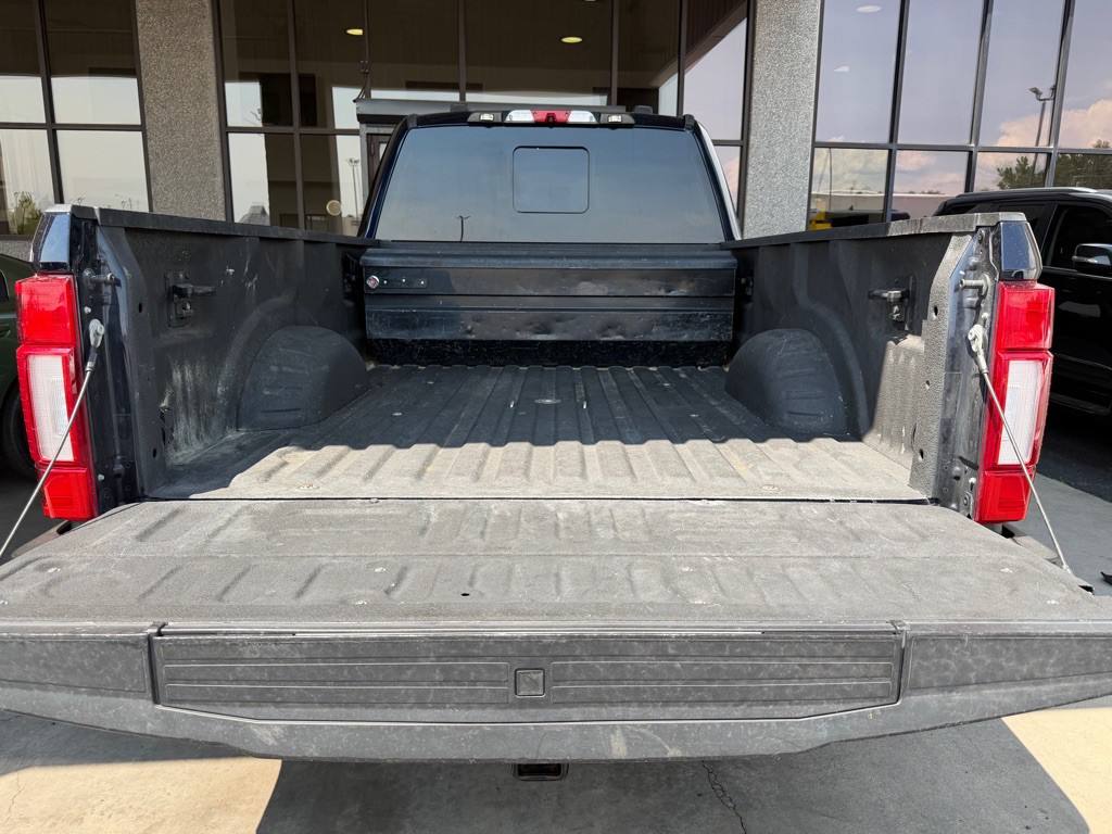 2022 Ford F-350 Image 31