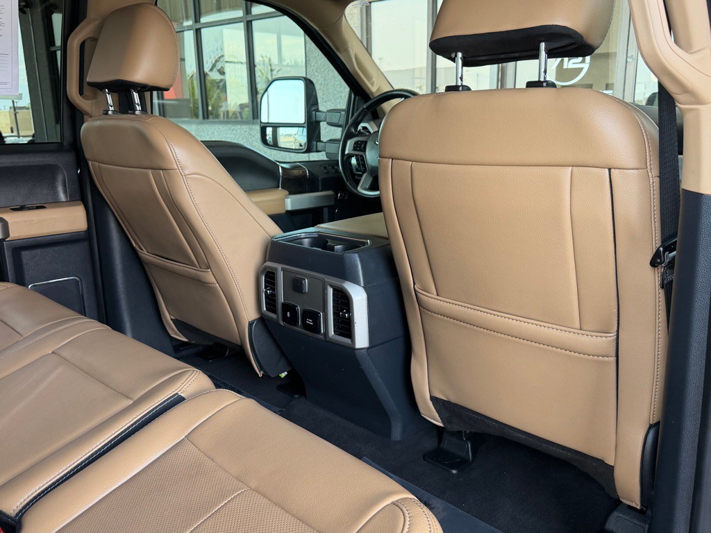 2022 Ford F-350 Image 35