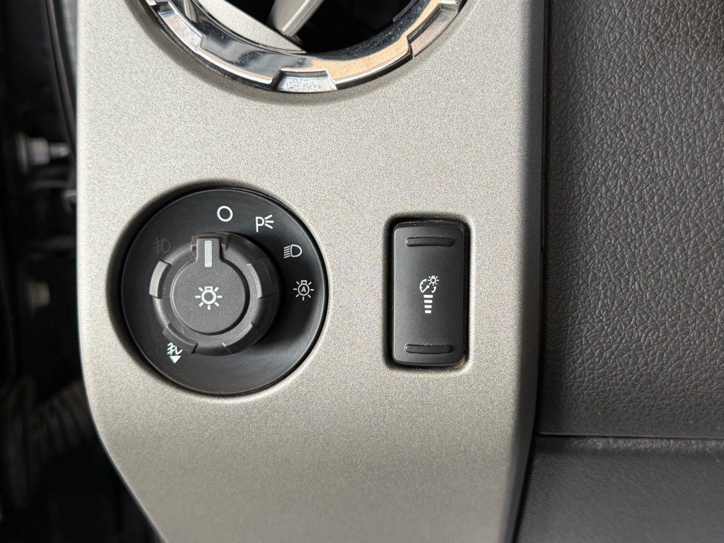 2016 Ford F-350 Image 16