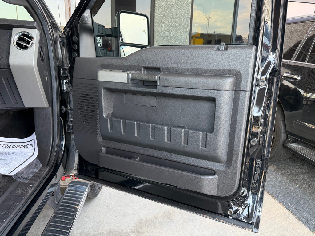 2016 Ford F-350 Image 37