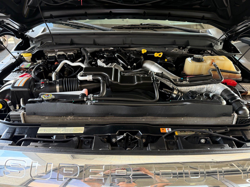 2016 Ford F-350 Image 38