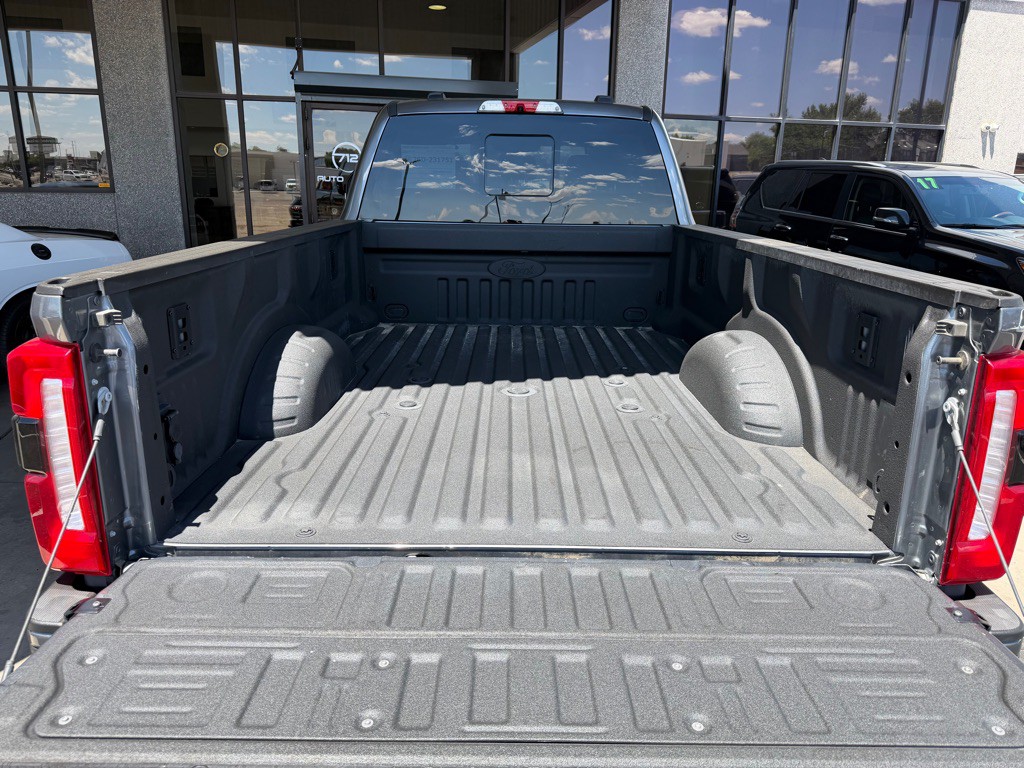 2025 Ford F-250 Image 26