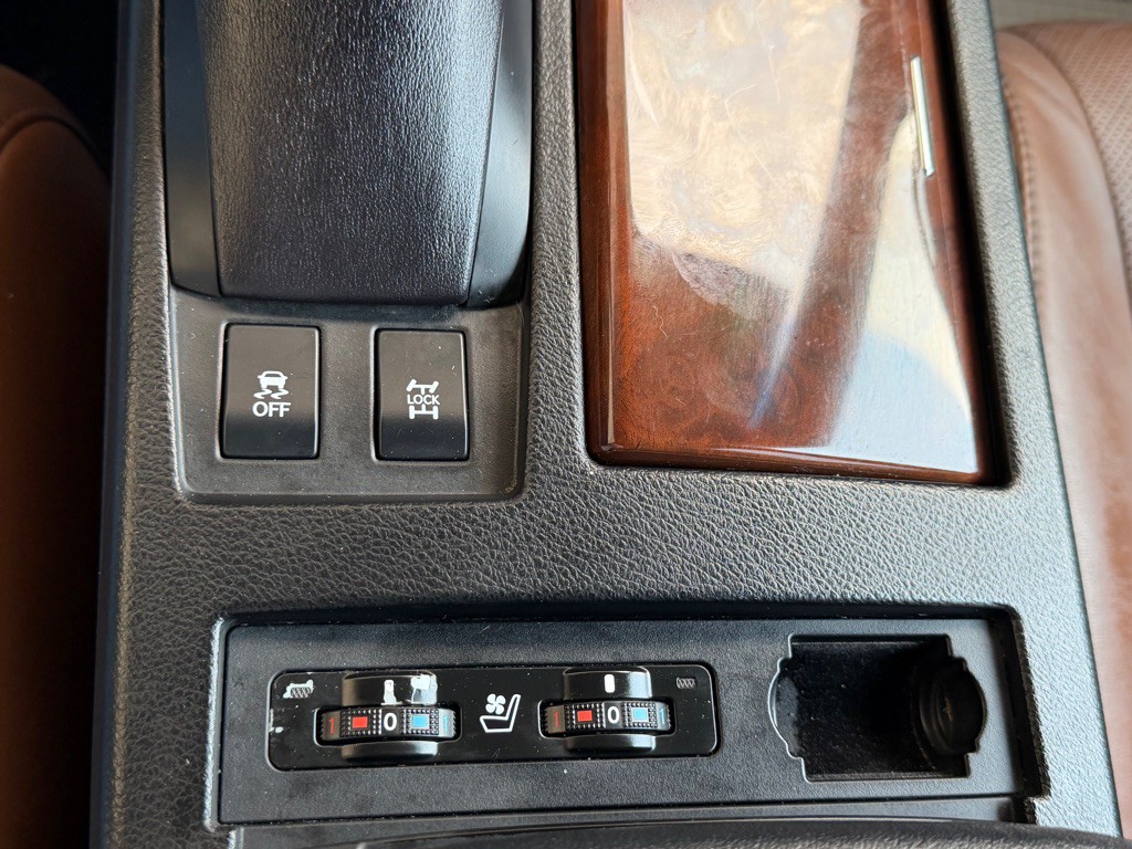 2015 Lexus RX Image 16