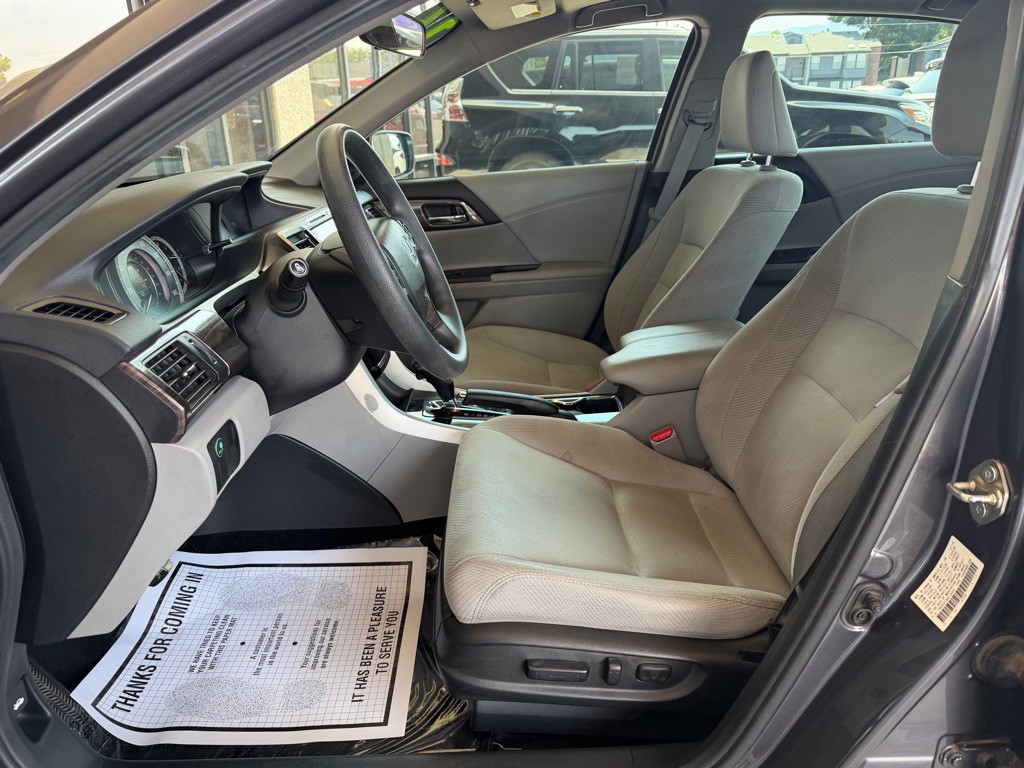 2016 Honda Accord Image 5
