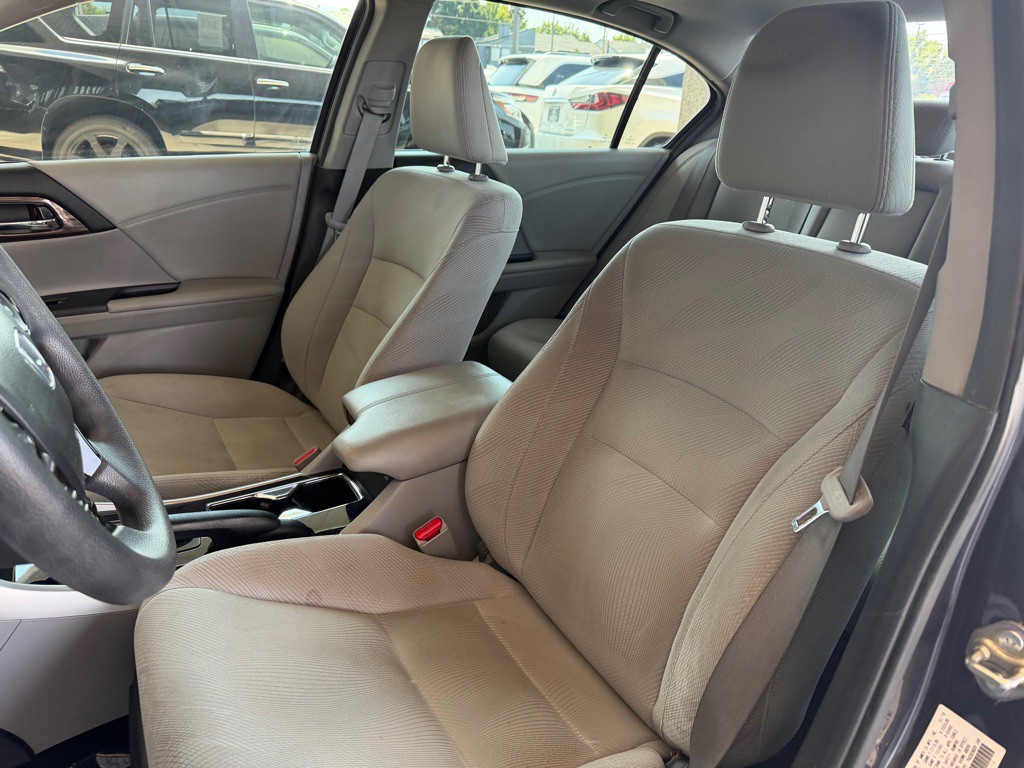 2016 Honda Accord Image 6