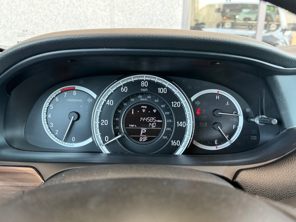 2016 Honda Accord Image 11