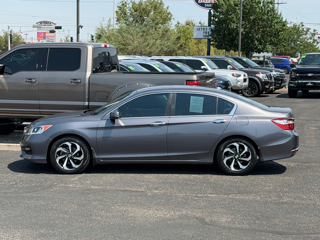 2016 Honda Accord Image 43