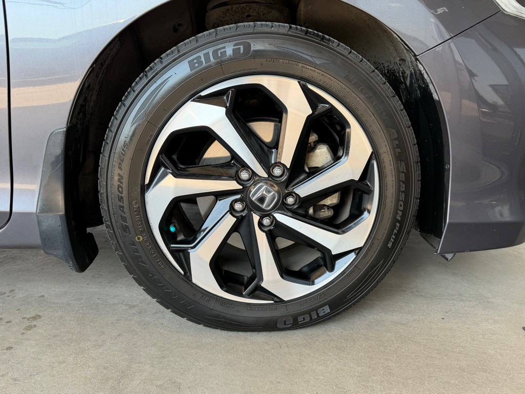 2016 Honda Accord Image 57
