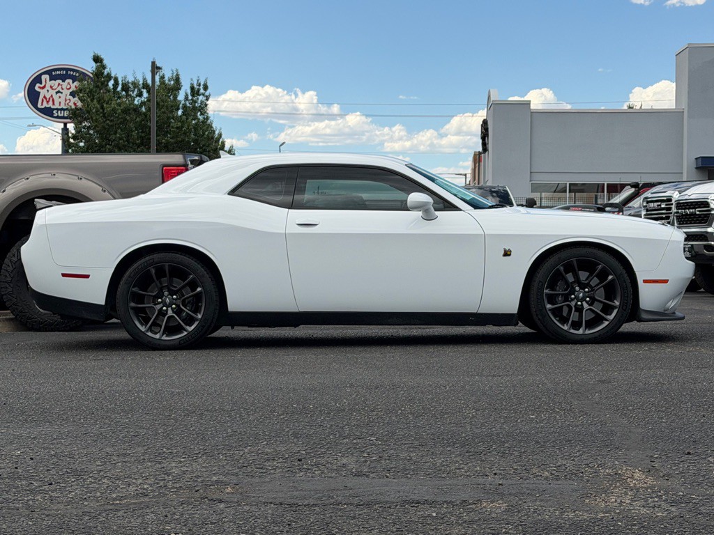 2021 Dodge Challenger Image 27
