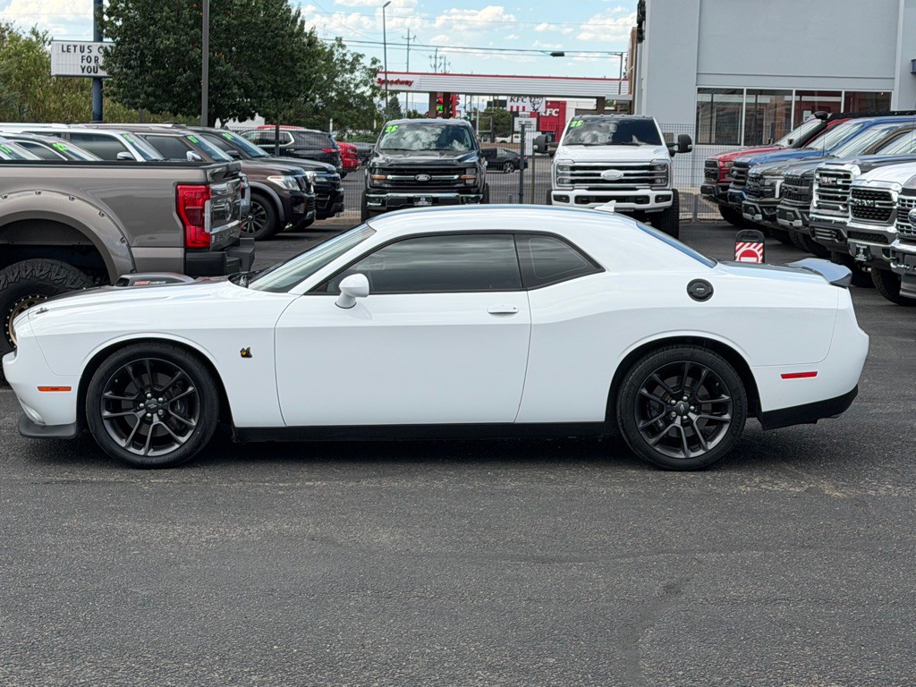 2021 Dodge Challenger Image 34