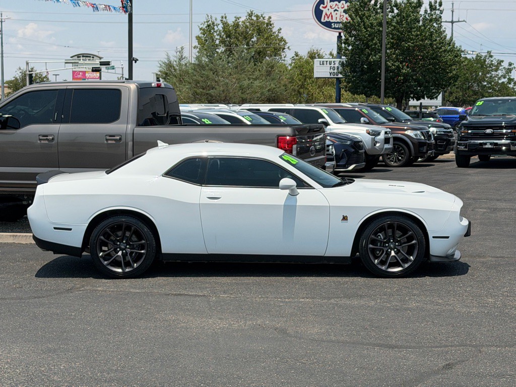 2020 Dodge Challenger Image 3