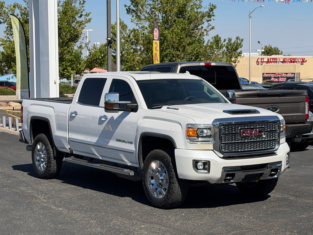 2018 GMC Sierra Image 4