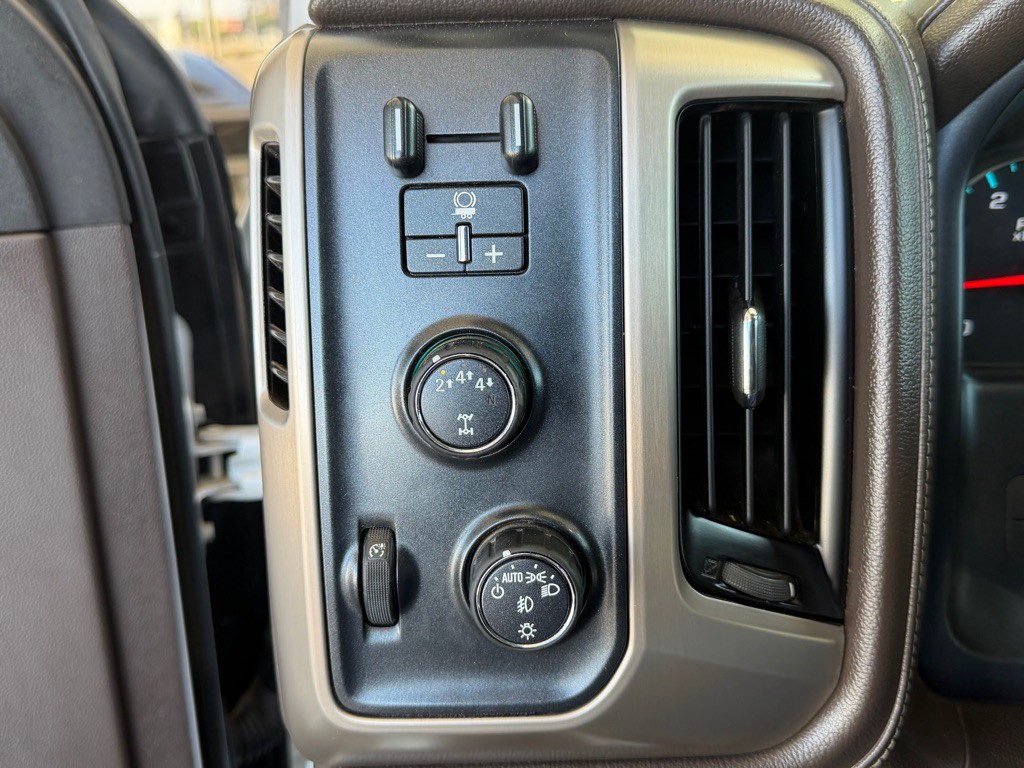 2018 GMC Sierra Image 15