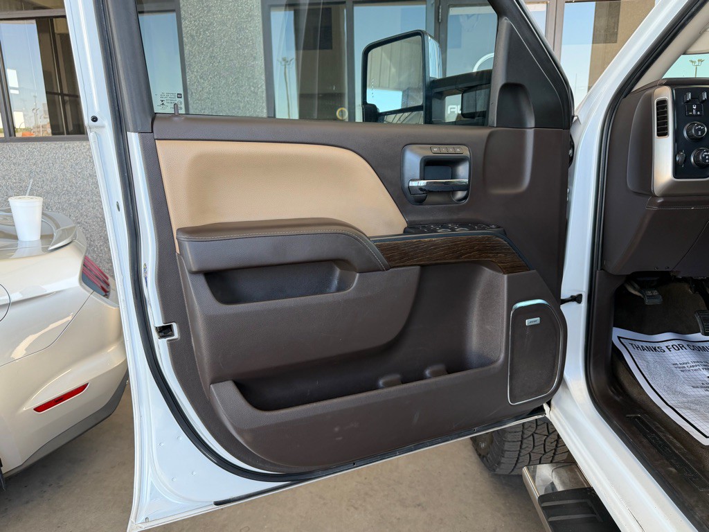 2018 GMC Sierra Image 18