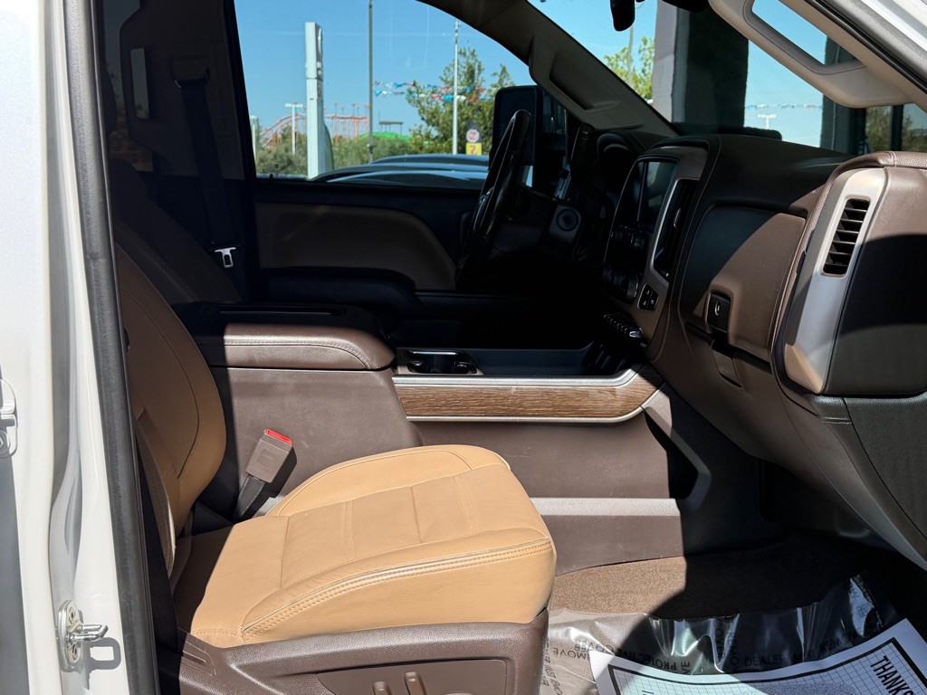 2018 GMC Sierra Image 30