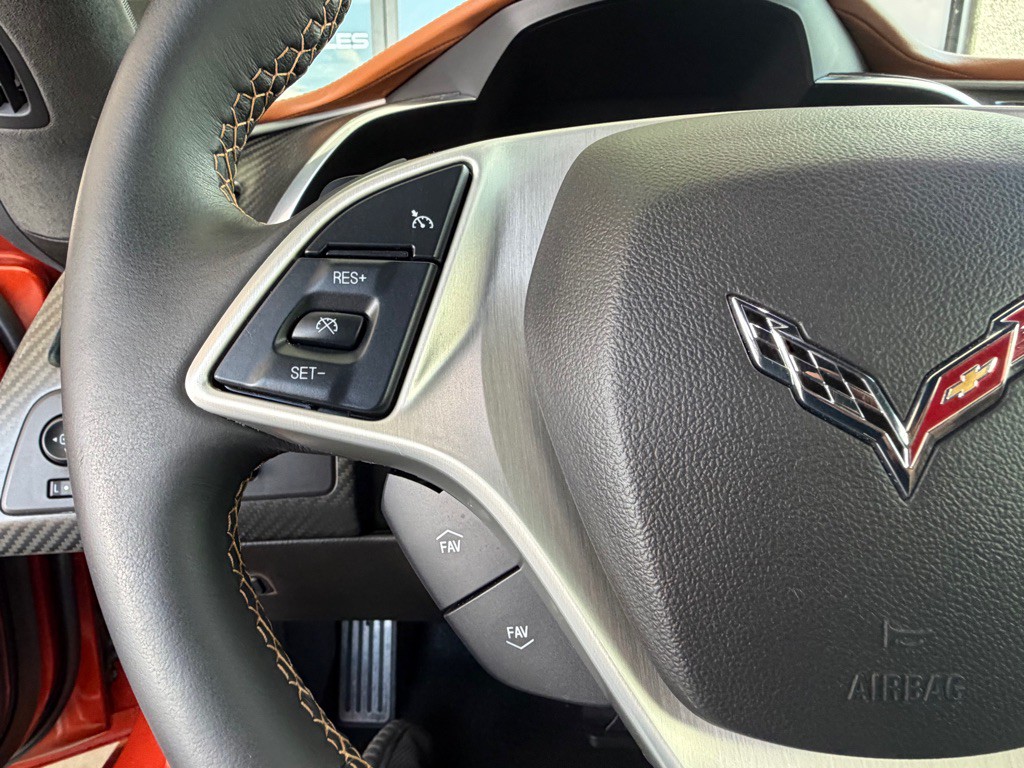2015 Chevrolet Corvette Image 9