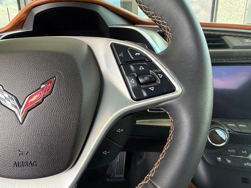 2015 Chevrolet Corvette Image 10