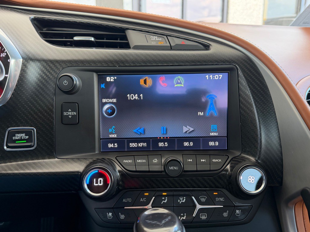 2015 Chevrolet Corvette Image 13