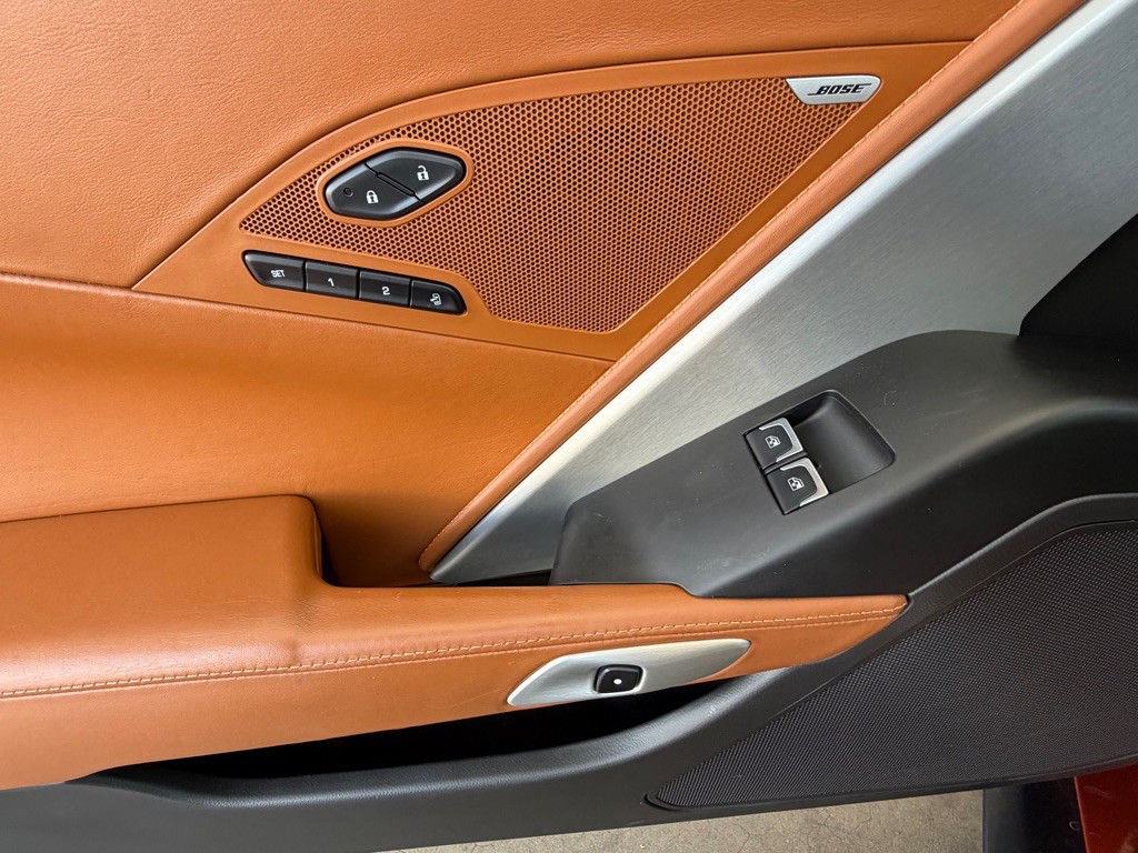 2015 Chevrolet Corvette Image 21