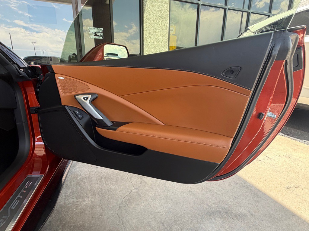 2015 Chevrolet Corvette Image 26