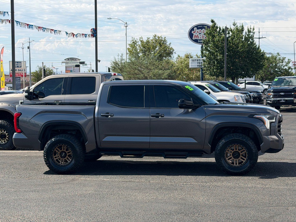 2023 Toyota Tundra Image 3