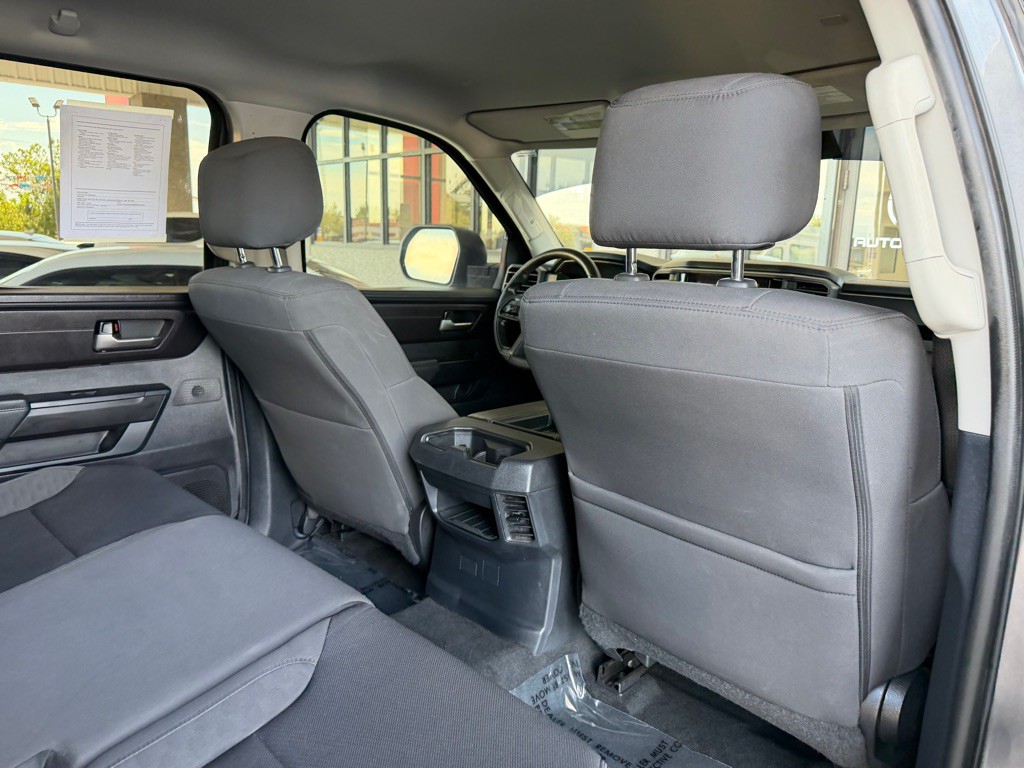 2023 Toyota Tundra Image 32