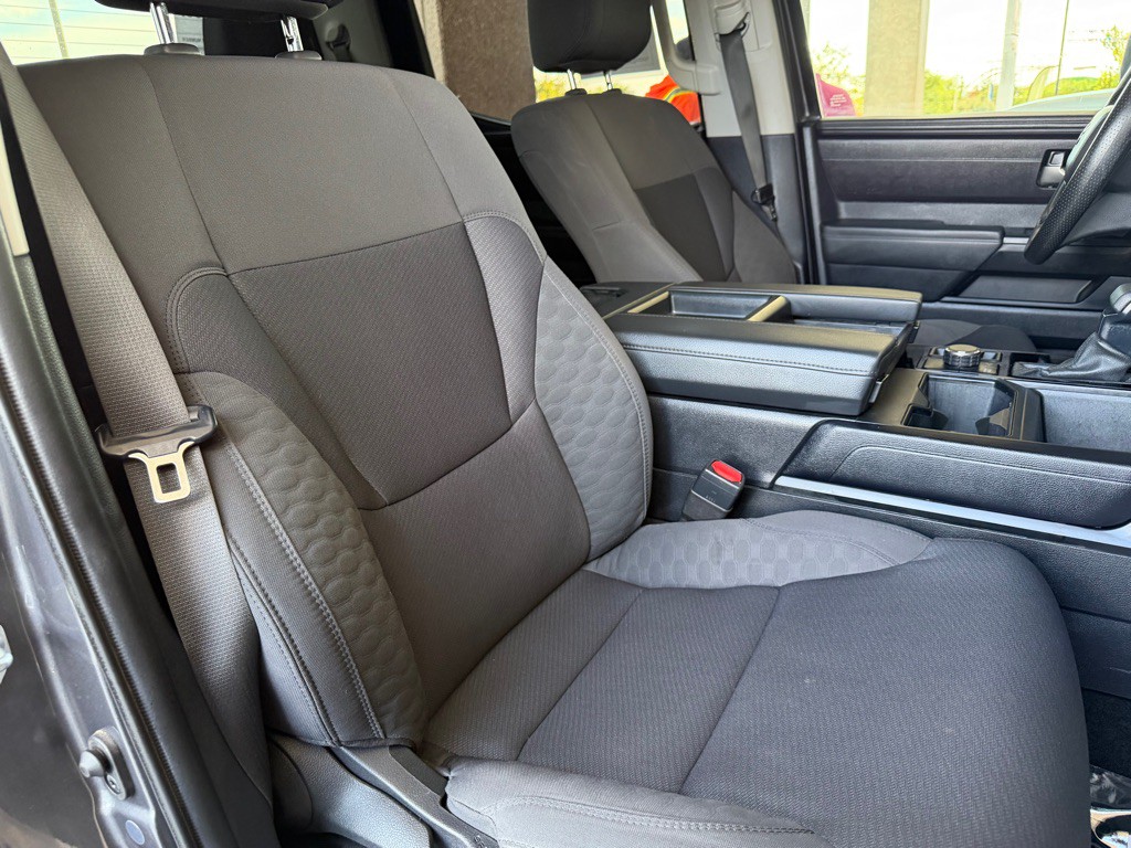 2023 Toyota Tundra Image 35
