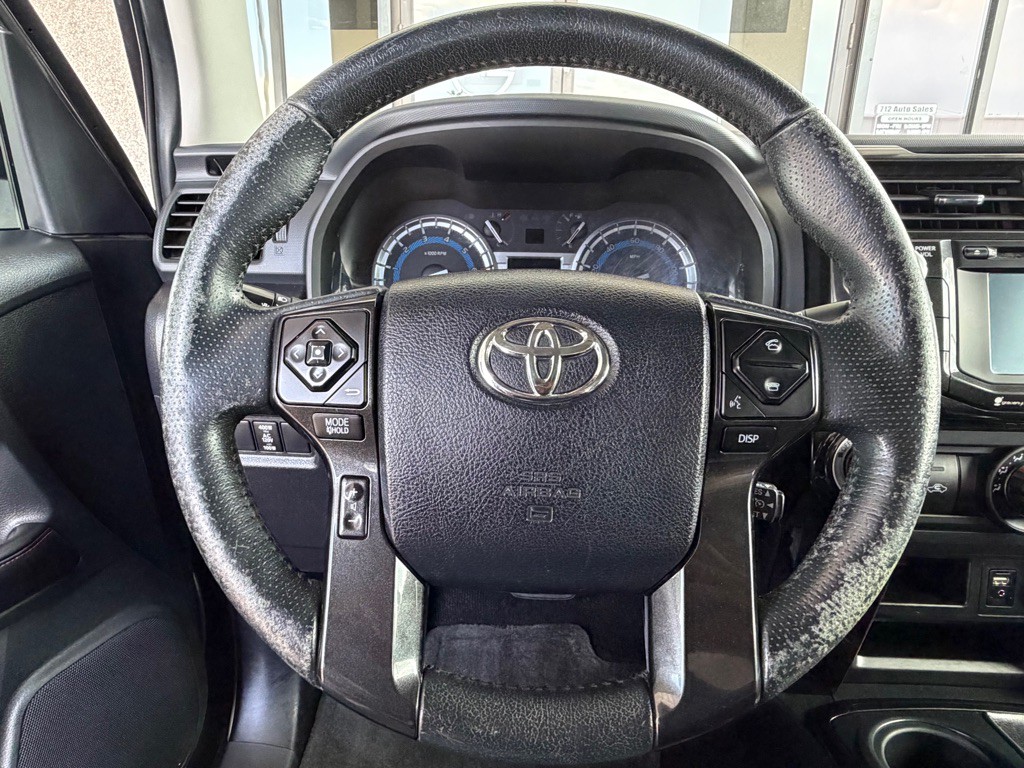 2016 Toyota 4Runner Image 8
