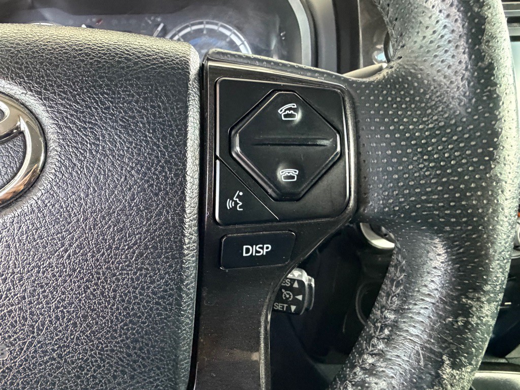 2016 Toyota 4Runner Image 9