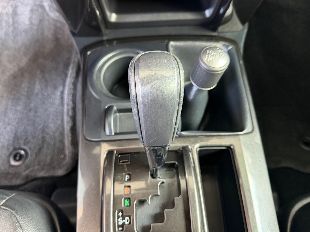 2016 Toyota 4Runner Image 14