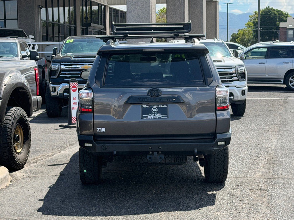 2016 Toyota 4Runner Image 45