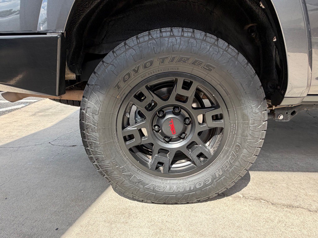 2016 Toyota 4Runner Image 56
