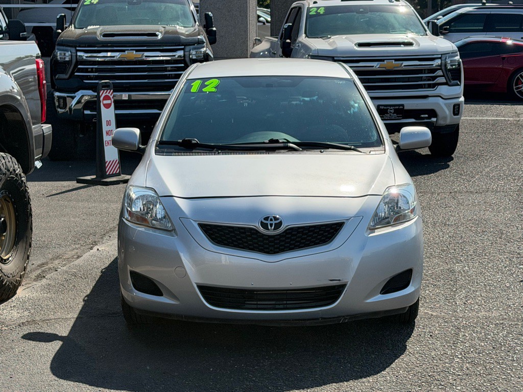 2012 Toyota Yaris Image 28