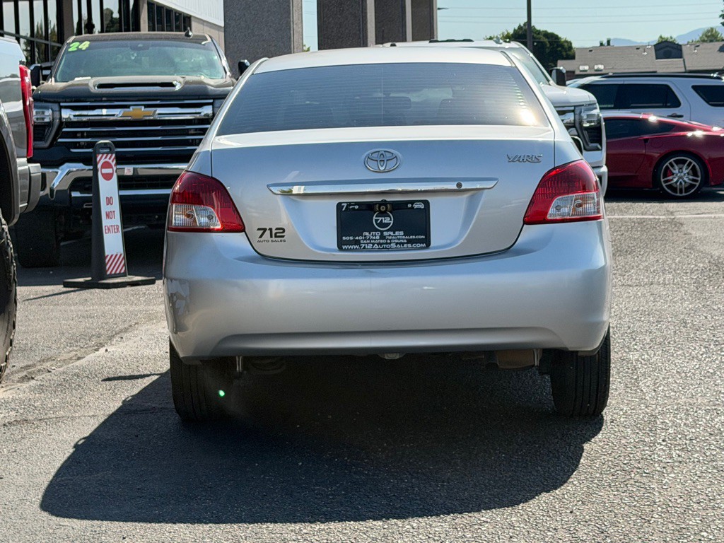 2012 Toyota Yaris Image 37