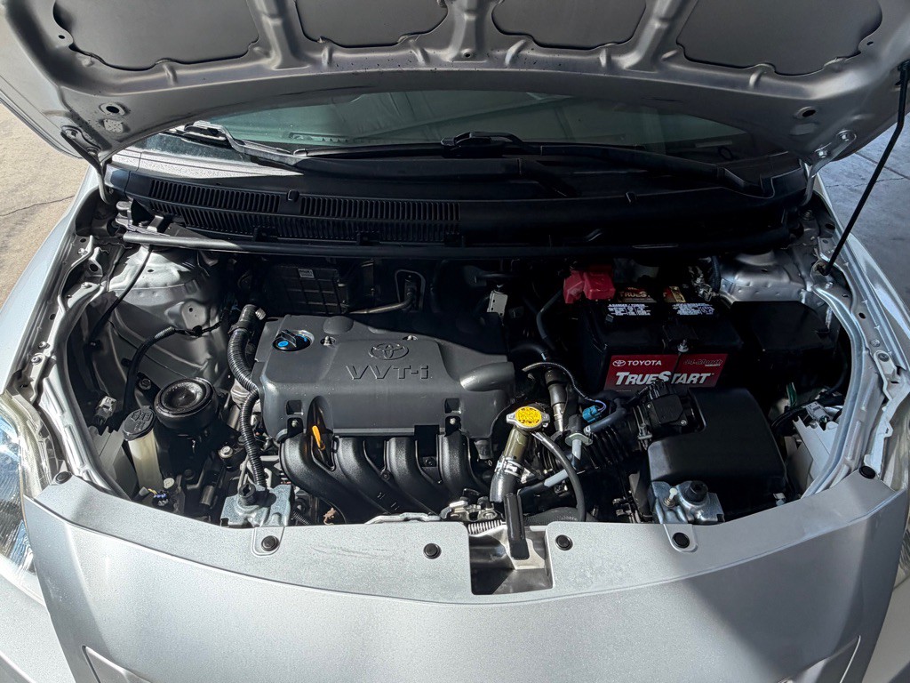 2012 Toyota Yaris Image 44