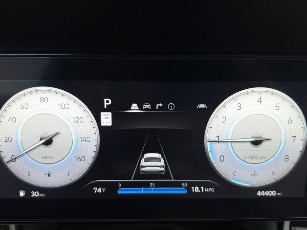2025 Hyundai Elantra Image 11