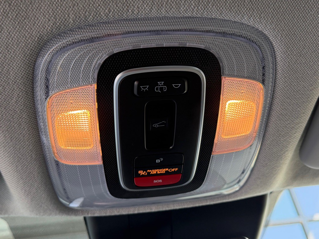 2025 Hyundai Elantra Image 16