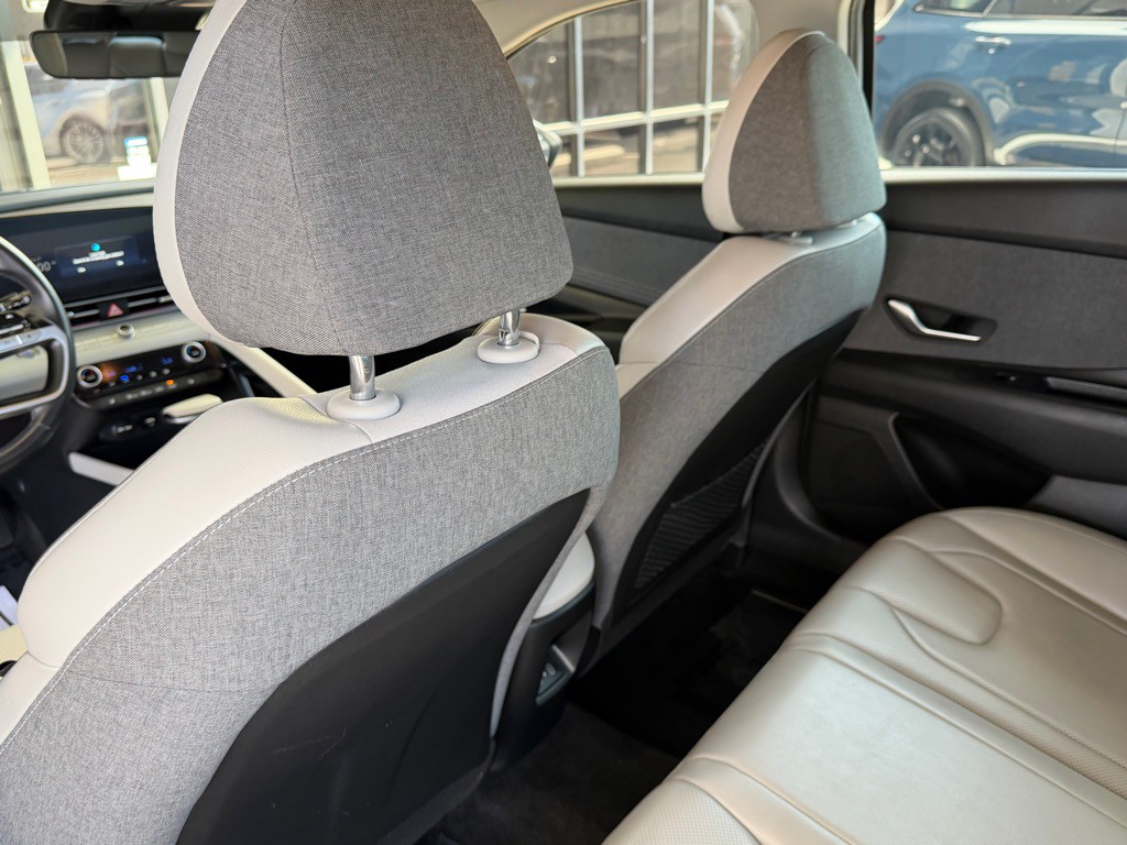 2025 Hyundai Elantra Image 22