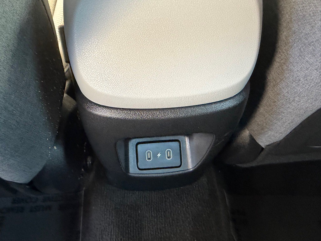 2025 Hyundai Elantra Image 23