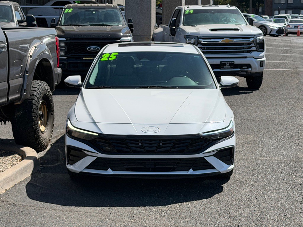 2025 Hyundai Elantra Image 37