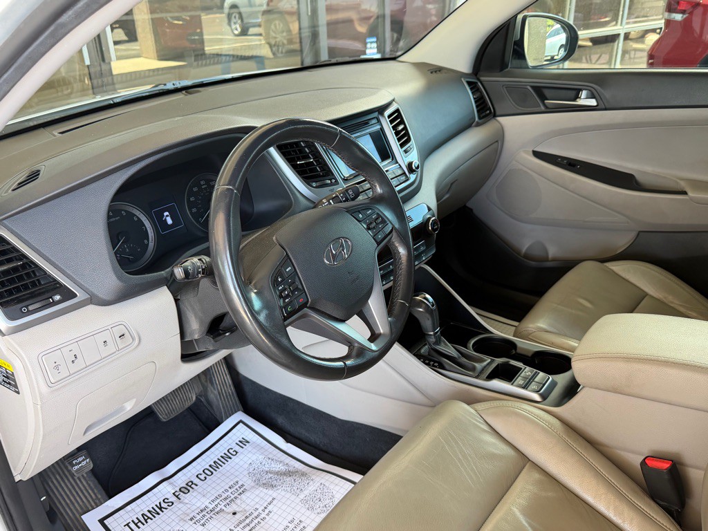 2017 Hyundai Tucson Image 7