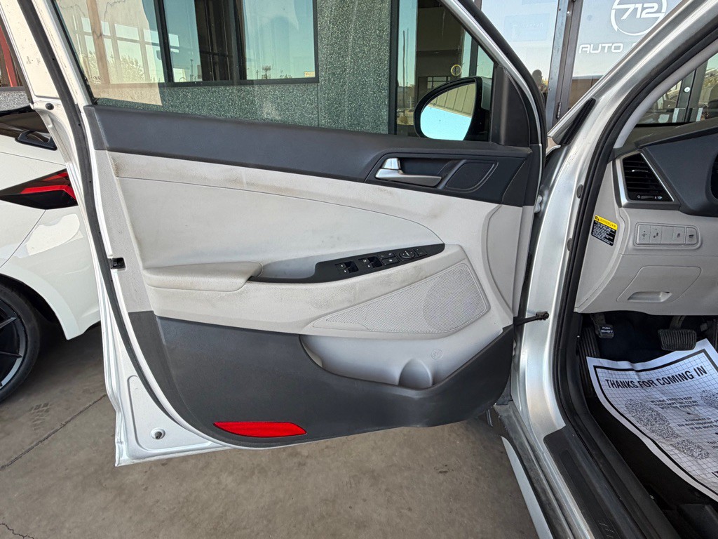 2017 Hyundai Tucson Image 19