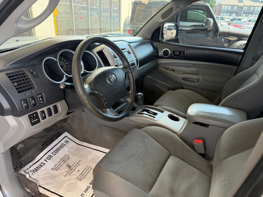 2011 Toyota Tacoma Image 7