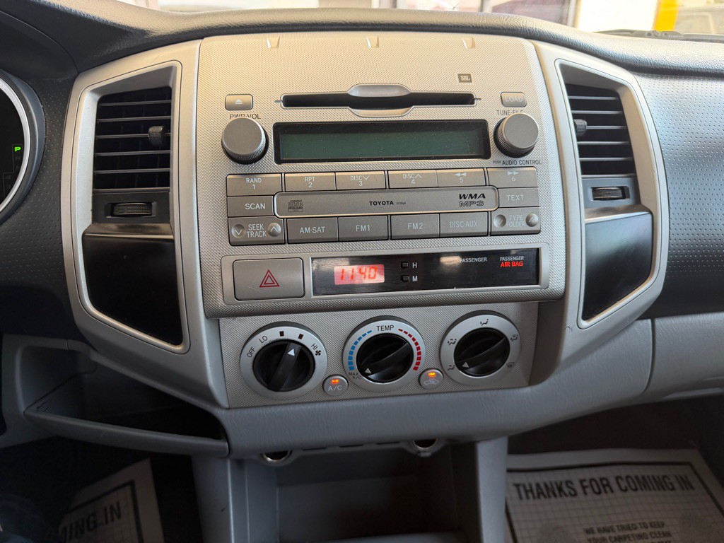 2011 Toyota Tacoma Image 12