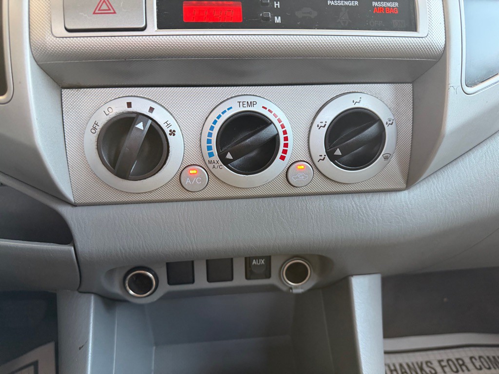 2011 Toyota Tacoma Image 13